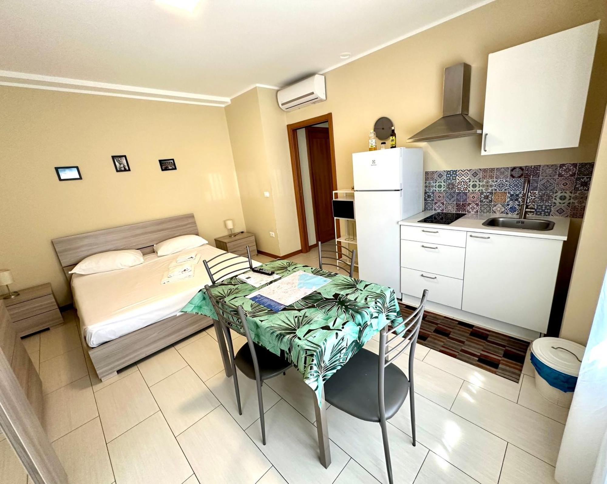 Grab A Flat In Coroneo Aparthotel Triëst Buitenkant foto